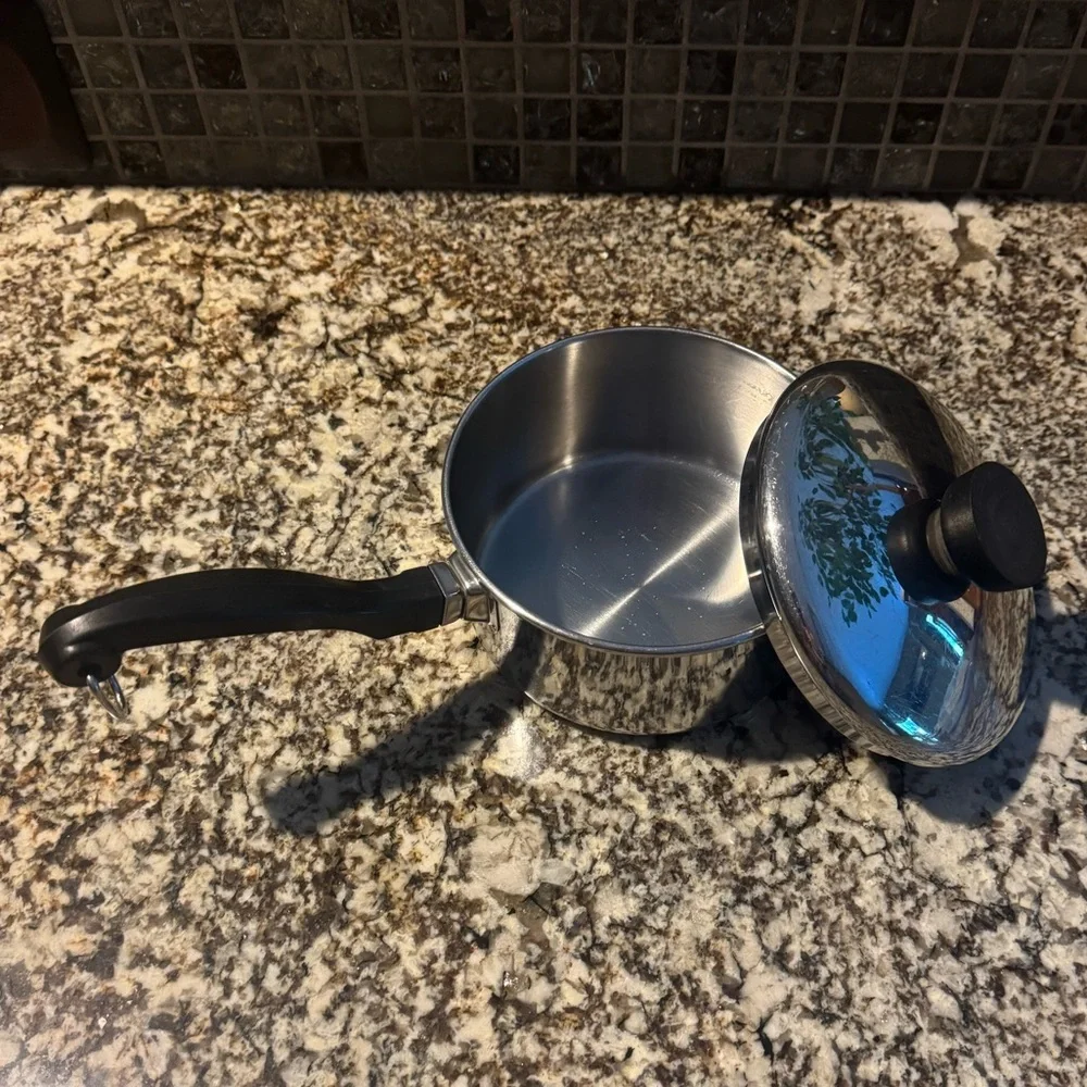 FARBERWARE 1 Quart Stainless Steel Saucepan w Lid Made in USA Vintage